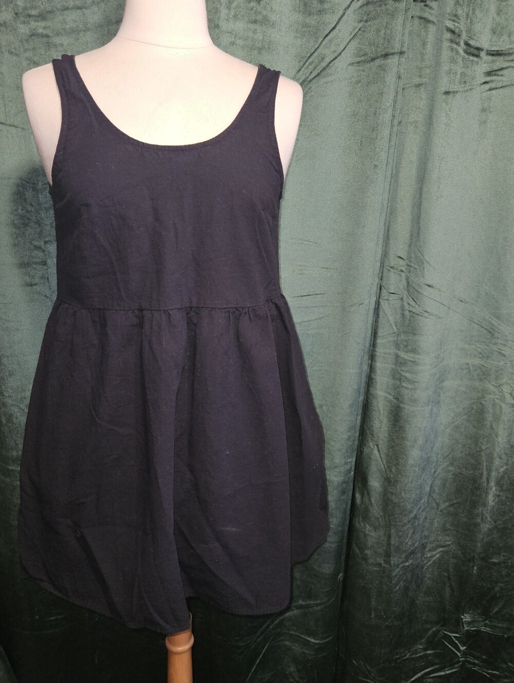 Mary Wyatt Dahlia Smock Dress - Picture 2 of 6